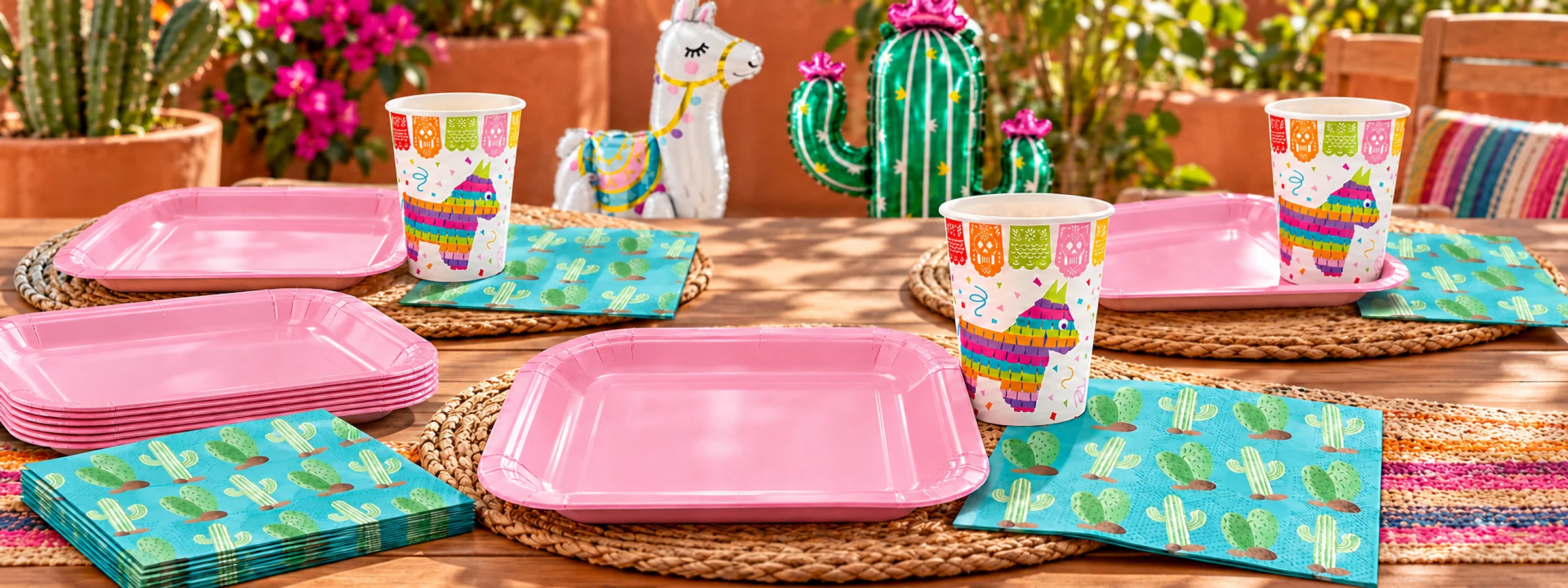 Lama – Partygeschirr mit Tellern, Bechern, Servietten und passender Dekoration bei Playflip